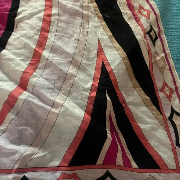 Emilio Pucci Multicolor Geometric Scarf - Picture 2 of 4